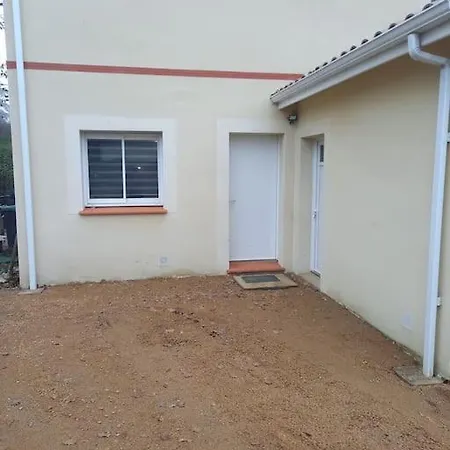 Petite Maison Mitoyenne, 1 Grande Piece Avec Jardin Σπίτι διακοπών